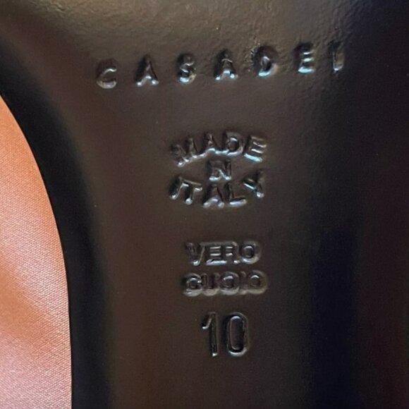 A shoe Marie Antoinette would adore!! Vintage Casadei, 10 - Picture 12 of 13